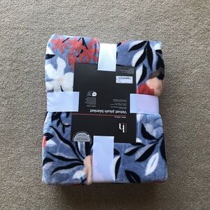 Velvet Plush Throw